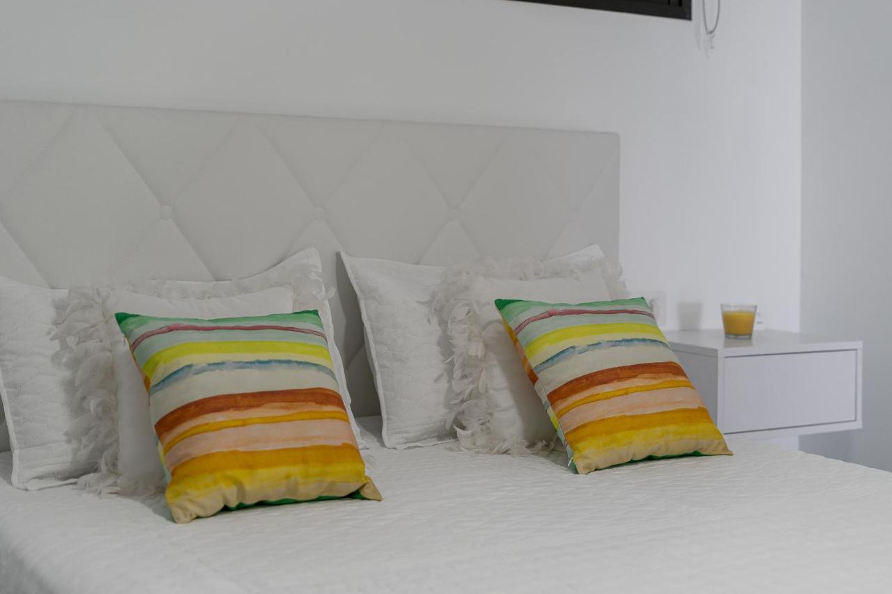 Buenavista Sunflower Apartment In Playa La Arena Puerto de Santiago  Exterior photo